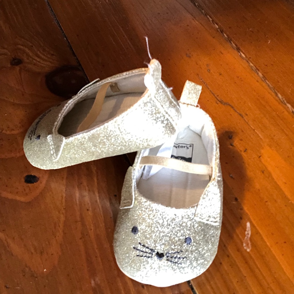 Carter’s crib shoe